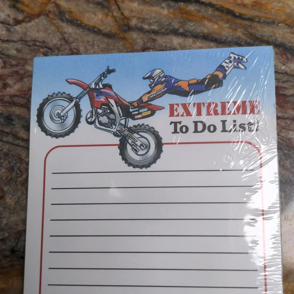 Pad of paper - Extreme To Do List -NEW
